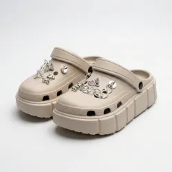 Жіночі крокси на платформі бежеві (37-41). Сабо з ланцюжками та стразами 