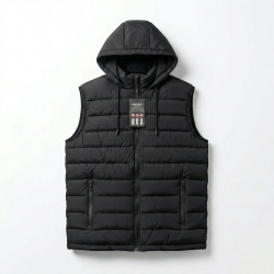 Жилетка чоловіча стьобана з капюшоном чорна. Тепла безрукавка осінь-весна 52-60 р