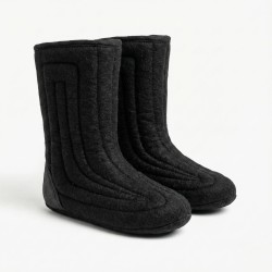 Валянки шиті з чорним хутром — тепло та комфорт у будь-який мороз