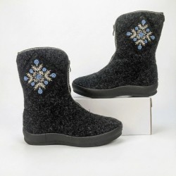 Бурки жіночі зимові Даго Стиль чорні з вишивкою Сніжинка на блискавці