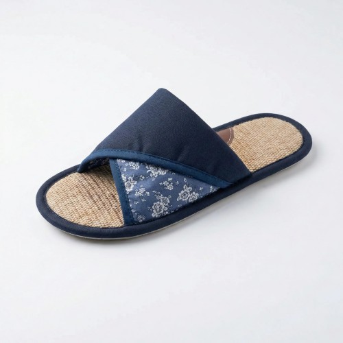 Капці жіночі кімнатні Mari (темно-сині) з відкритим носком та квітковим принтом