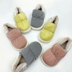 Тапочки-дутики кімнатні жіночі з закритою п'ятою м'які однотонні, кольори в асортименті (арт. 447)