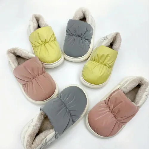 Тапочки-дутики кімнатні жіночі з закритою п'ятою м'які однотонні, кольори в асортименті (арт. 447)