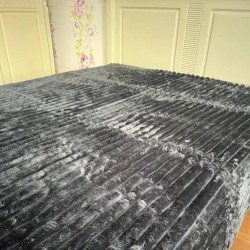 Плед-покривало флісовий евро темно-сірий 200х220 Шарпей Ananasko