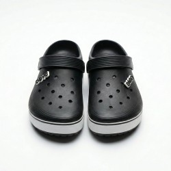 Жіночі крокси DAGO чорні на білій підошві — стильний комфорт на кожен день