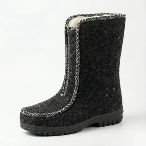 Жіночі зимові бурки на блискавці спереду. Чорні повстяні чобітки з обстрочкою 37-42