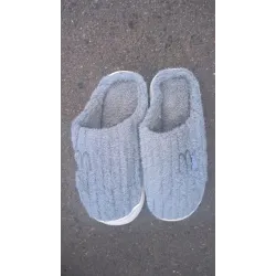 Теплі пухнасті жіночі хутряні кімнатні капці 36 — 41