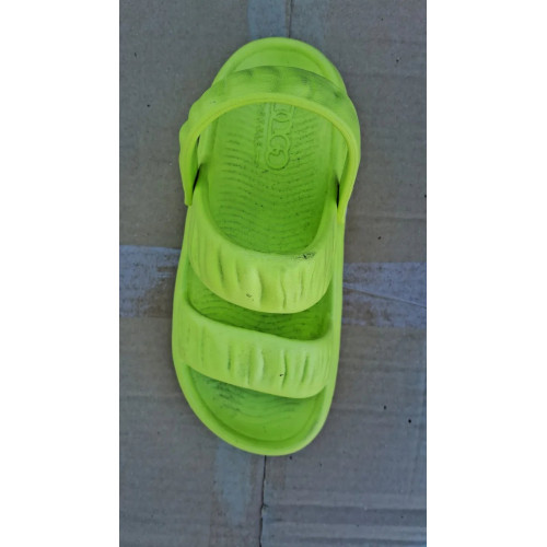 Жіночі сандалі піна (37-41). Яскраві салатові босоніжки для пляжу та саду, Гумові