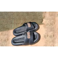 Жіночі шльопанці CUTE чорні – зручні, легкі, 36-41 розмір