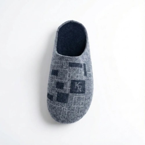 Чоловічі кімнатні капці повстяні Klerotex сірі з геометрією (41-45)