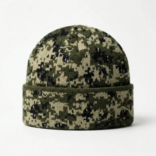 Шапка зимняя вязаная Камуфляж (Пиксель) хаки. Теплая тактическая шапка с отворотом унисекс