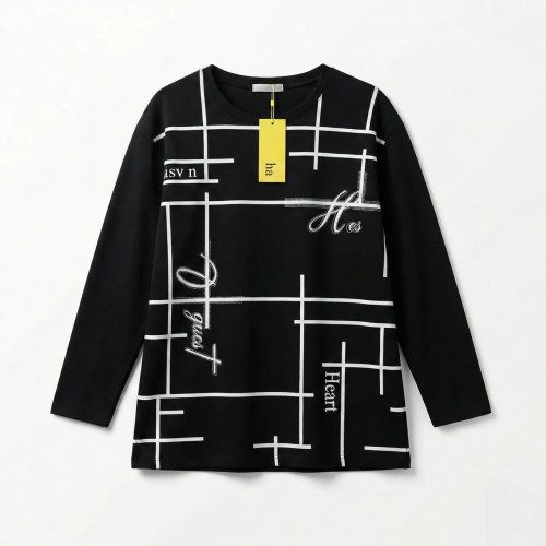 Женская туника черная с геометрией и надписями, нарядная кофта батал Heart, стильный удлиненный джемпер