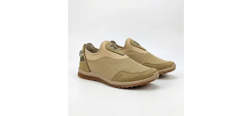 Как носить кроссовки с джинсами: все варианты и правила — гид 2026