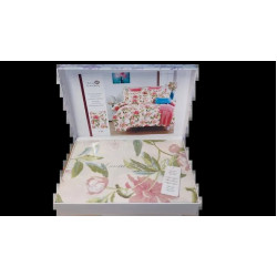 Постельное белье в подарочной коробке Laura Grand - Emili