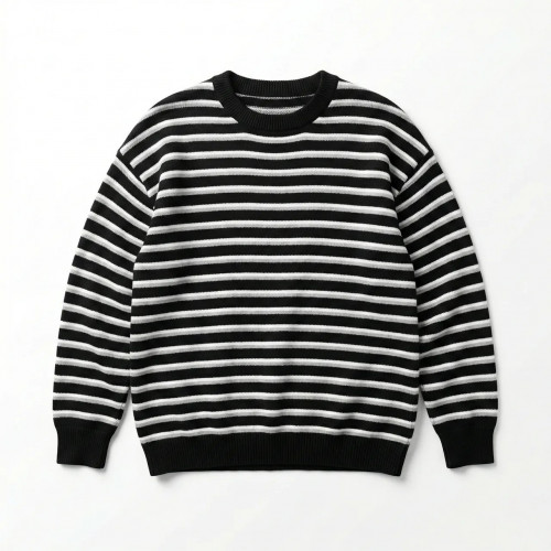 Женский свитер в полоску оверсайз. Вязаный джемпер тельняшка черно-белый