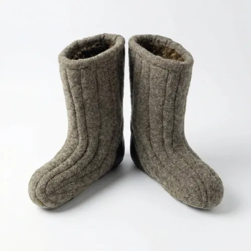 Бурки повстяні зимові на хутрі. Валянки короткі сірі з посиленою п'ятою, теплі бабуші 40