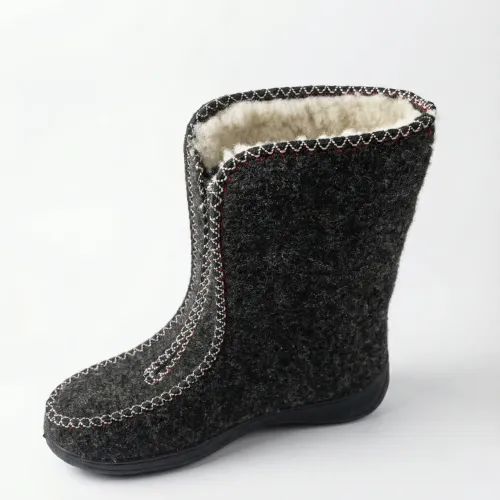 Бурки високі суконні на хутрі. Чорні зимові чуні на блискавці спереду. Розміри 37-42 41