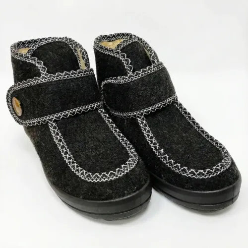 Бурки жіночі високі суконні на липучці. Чорні зимові чуні для широкої ноги. Розміри 37-42 42