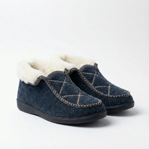 Чуні бурки короткі сині повстяні на хутрі. Теплі домашні капці з вишивкою. Розміри 37-42 42