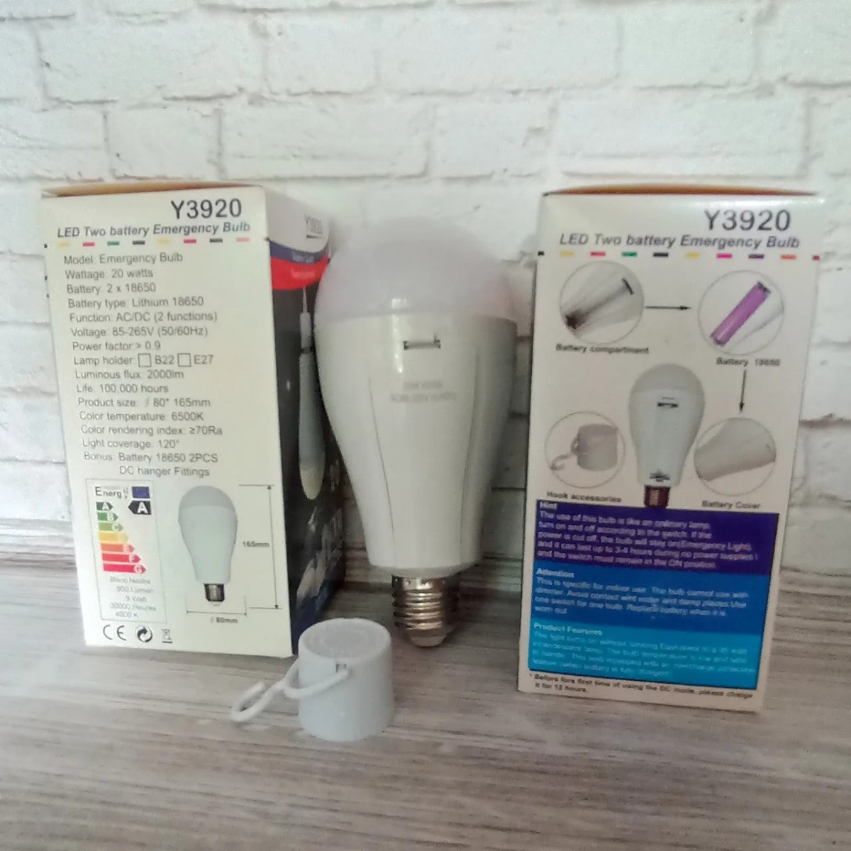 Лампочка з акумулятором 2 x18650 20w Енергозберігаючий Led лампа E27 Світлодіодна лампа (арт. 3006)