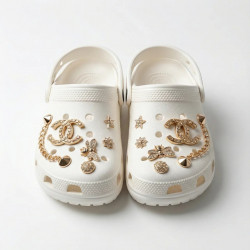 Женские сабо (кроксы) белые с золотым декором и цепочкой (36-41) (арт. 10285)