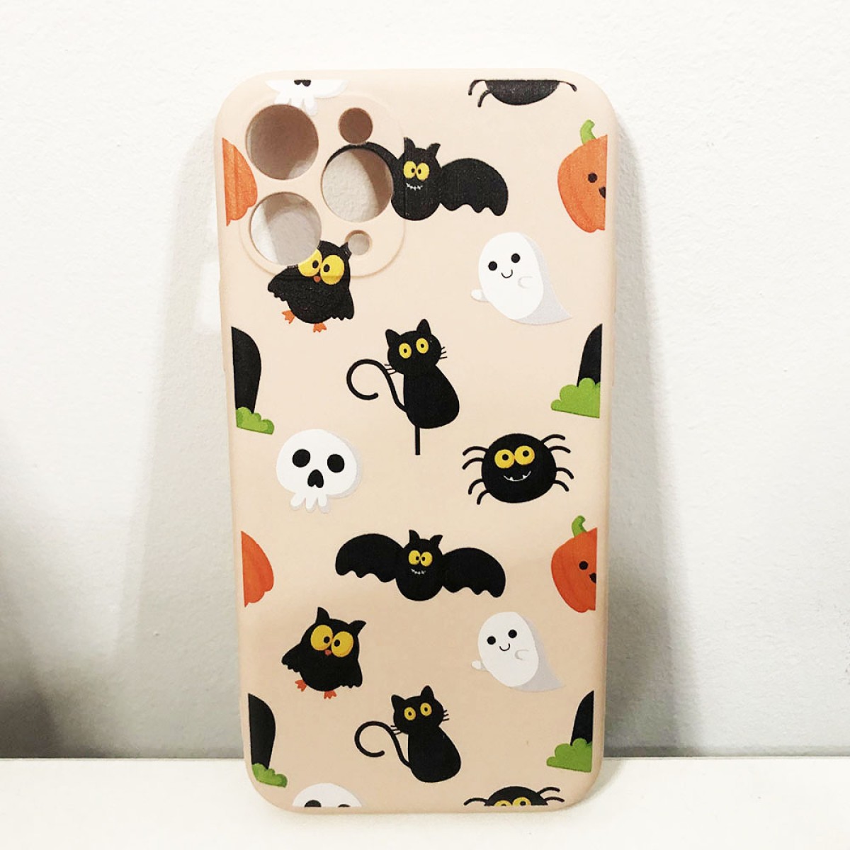 Чехол для Apple Iphone 11 Pro хэллоуин. Цвет: бежевый (арт. 10961)