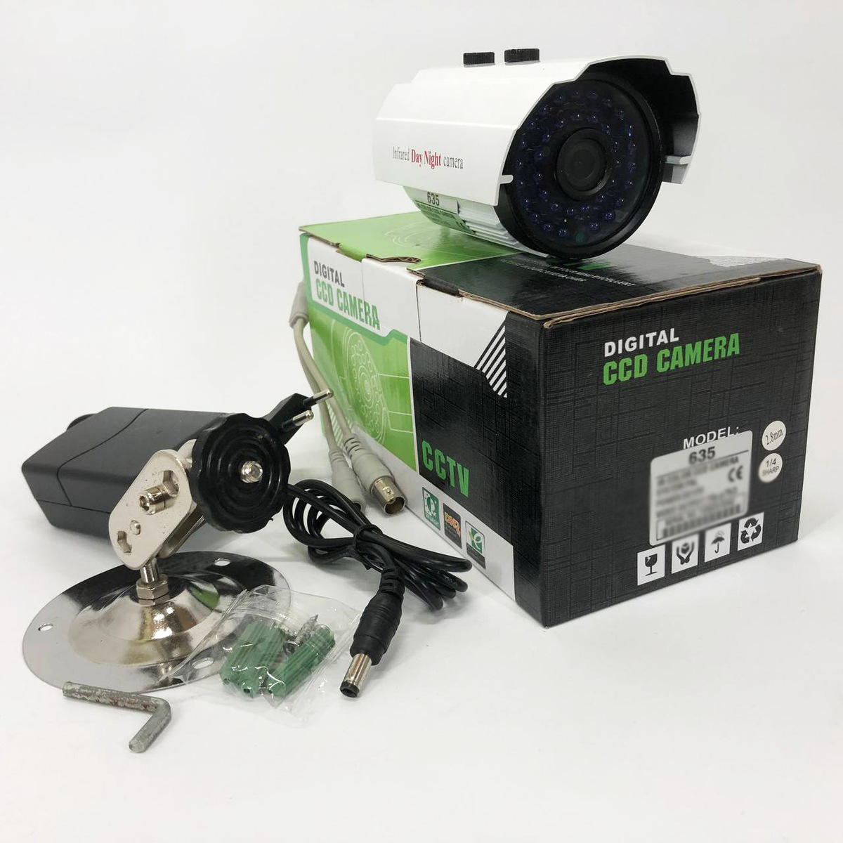 Камера видеонаблюдения CAMERA IP уличная UKC MOD-635 IP 1.3 MP, Камеры наблюдения поворотные (арт. 12969)