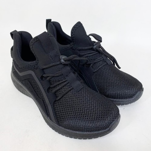 Літні жіночі кросівки чорного кольору з сітки 36 розмір 23см