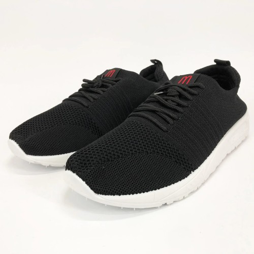 Кроссовки летние. Размер 41. Цвет: черный